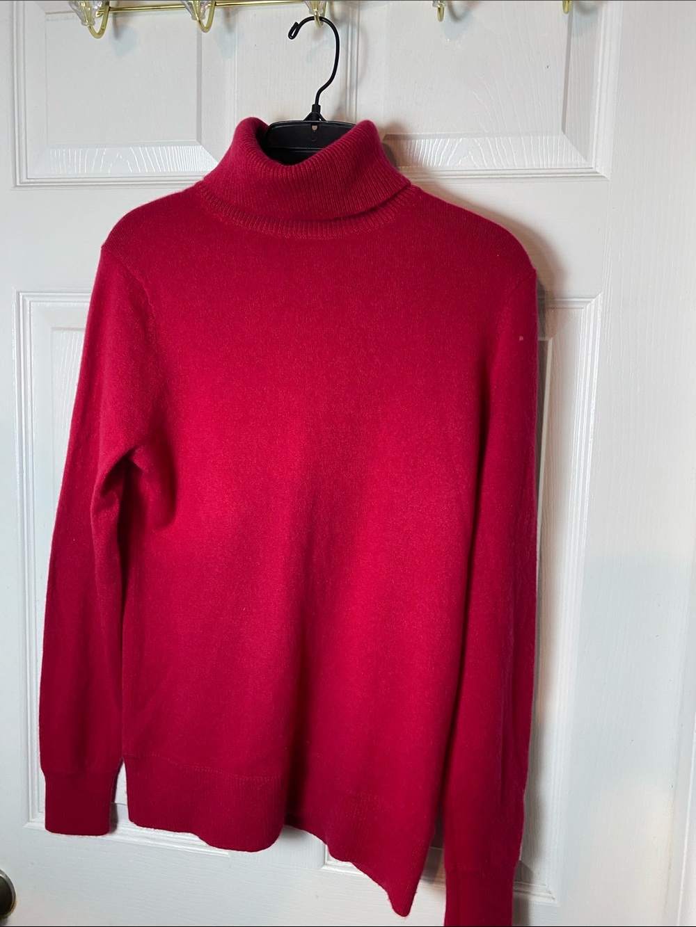 Lands' End Women's Cashmere Bright Red Turtleneck Sweater size Small